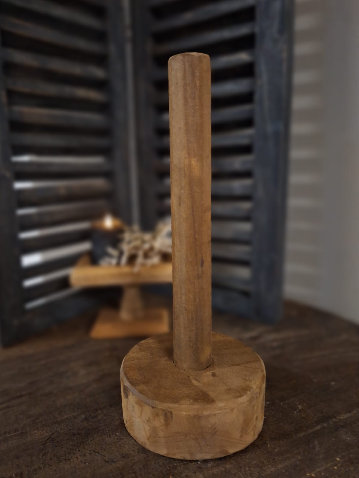 Houten keukenrolhouder- 30x13 cm.