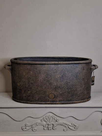 Brynxz  Planter Oval Vith Ear Majestic Brown L 51x20x23
